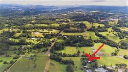 Large Horse Acreage In The Centre Of Palmwoods