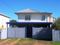 Large Home & Sheds - Small Price - Great Investment 1/4 Acre - Lowood - 3 Bed - 1 Bath - 4 Car